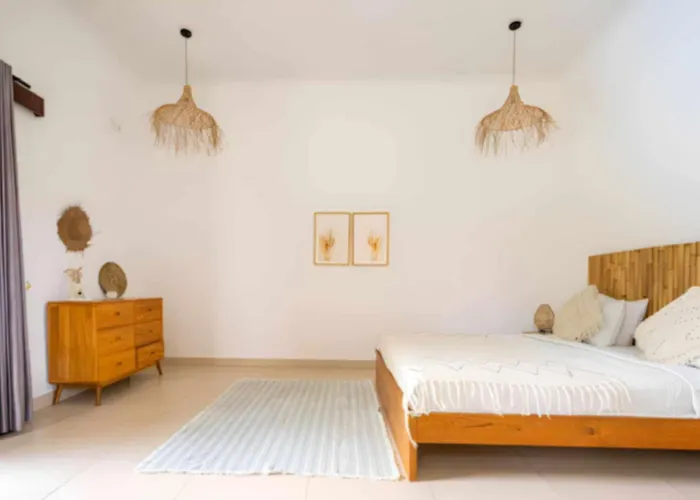 Villa Canggu ゲストハウス チャングー